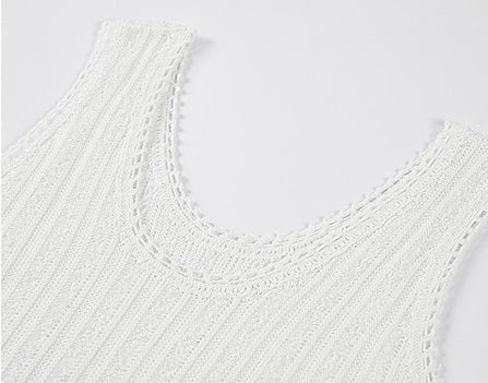 COMME MOI Women's White Cutout Raw Edge Knitted Vest - STELLA.