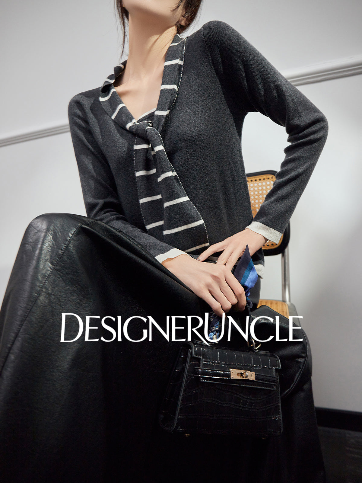 DGU| Dark Gray Striped Bow Tie Niche Design Retro Gentle Commuter Top - Antonio.