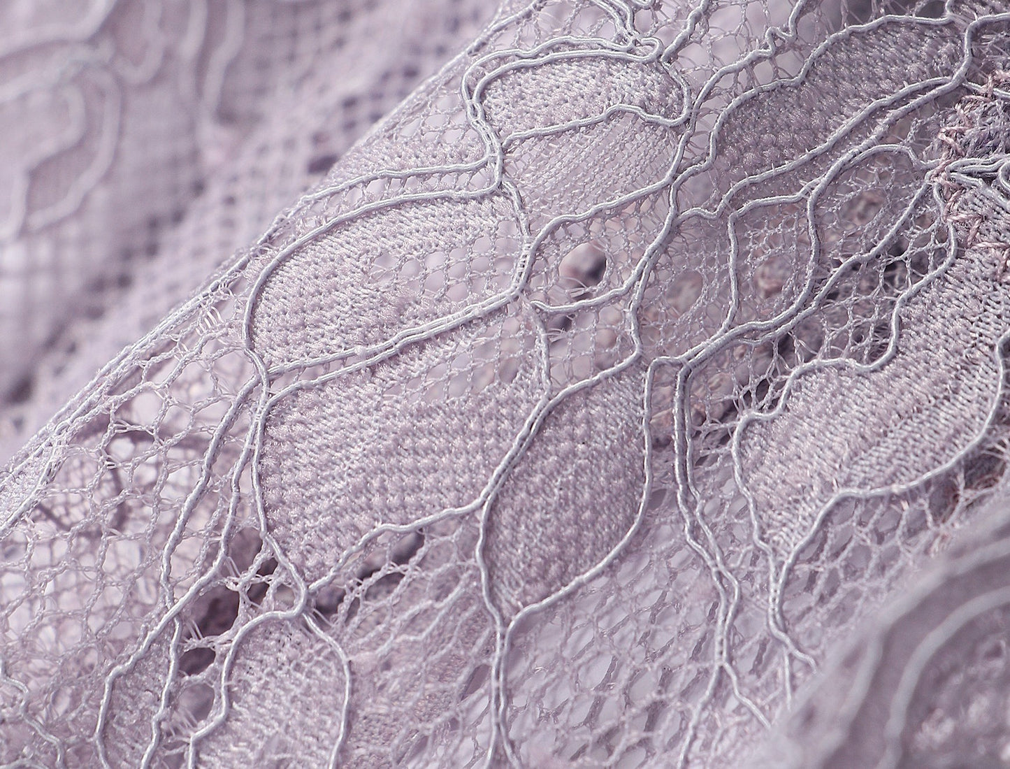 WANGXO | Merino Wool Knit with Panelled Eyelash Lace Slim Dress -NÉRO.