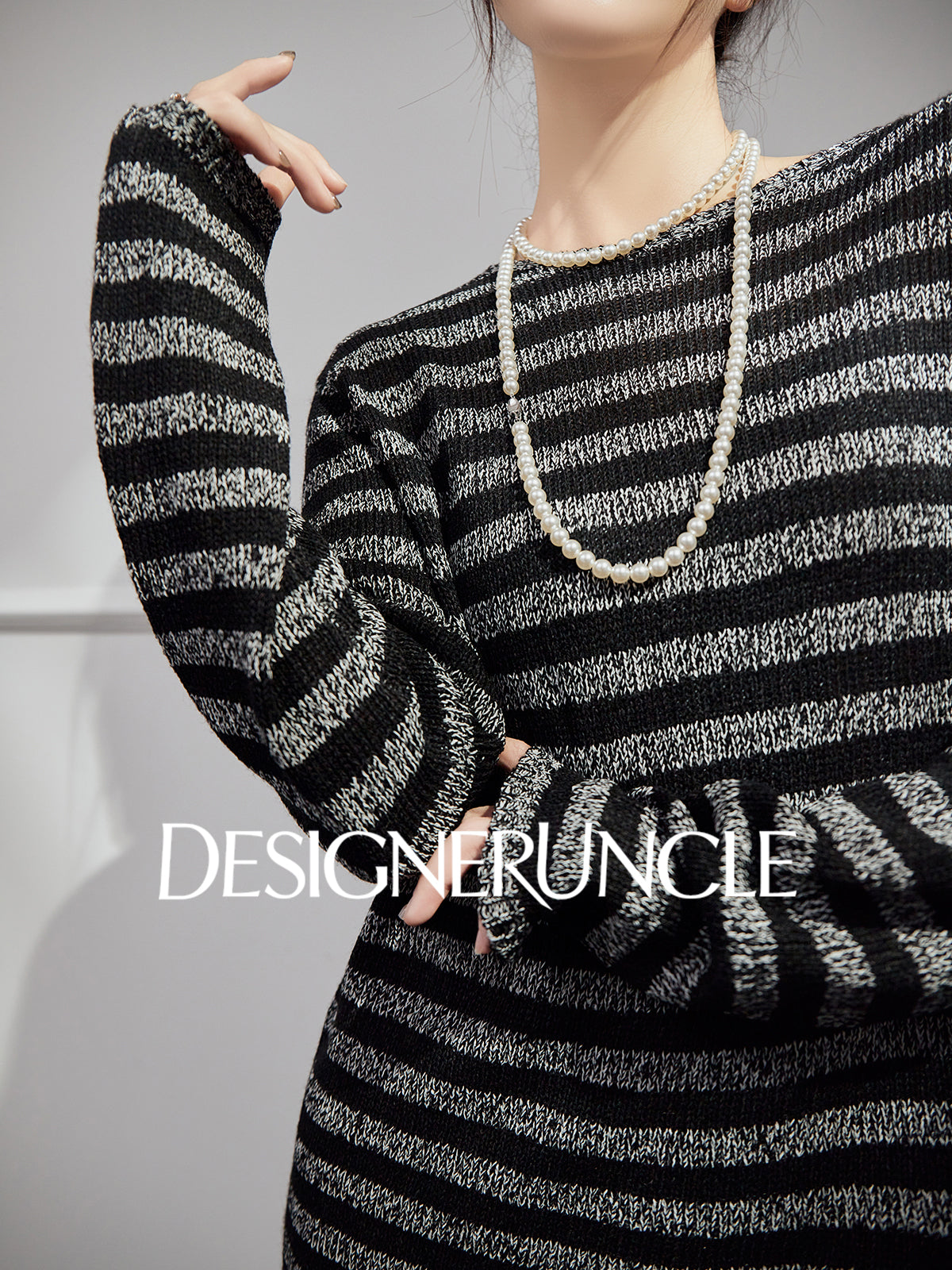 DGU "Ink Sequence" black and gray wool knitted sweater - DREAM.