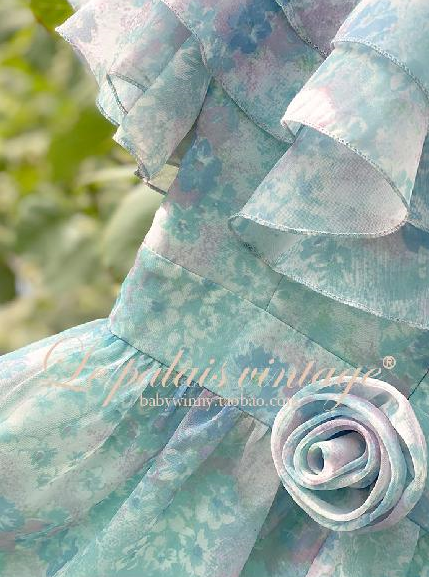 Le Palais Vintage Retro 50s Classic Floral Fluffy Ruffled Cocktail dress-Pristine.