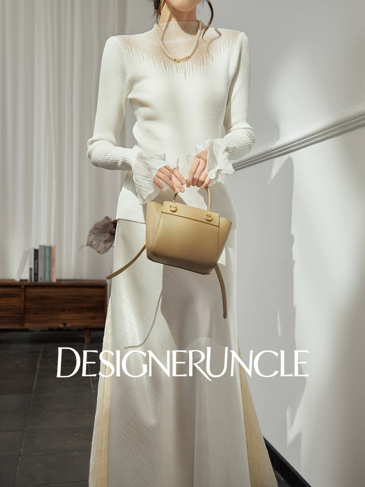 DGU "Suyin" white knitted sweater high-neck slimming commuter high-end top - Jordan.