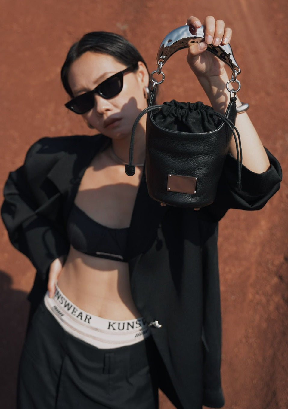 IUBALLET Modern Drawstring Leather Bucket Bag - BACK.