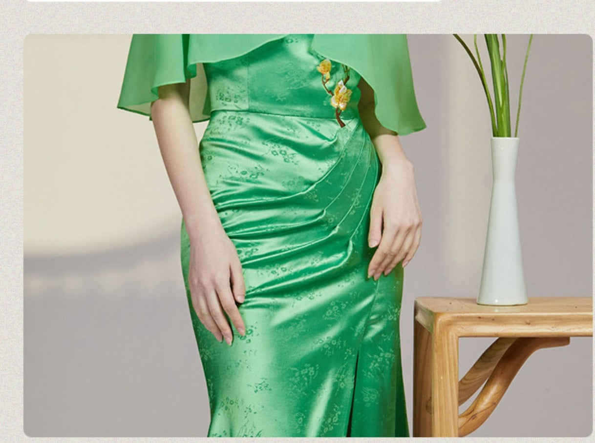 Magic Q green stand up collar bell sleeves shawl folded pleated embroidered slit dress - Mnie