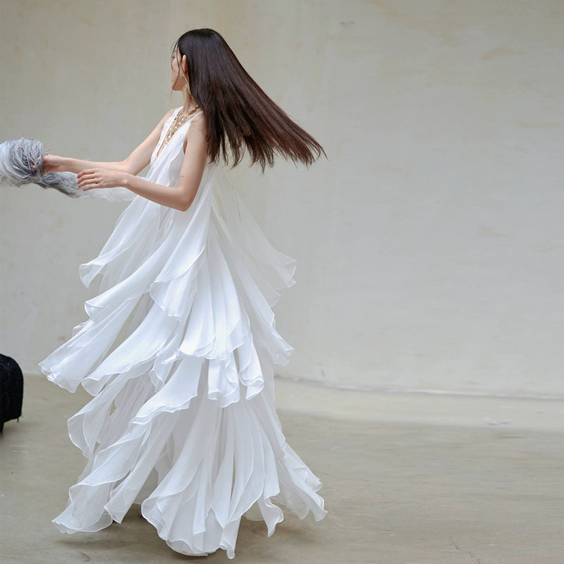 loose wedding dress DOLLY Luxury White V-Neck Sleeveless Loose Ruffle Wedding Dress-Yola M / White