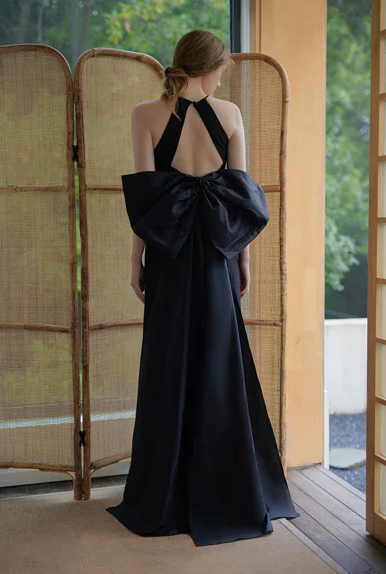 GOUDIN black simple slim evening dress-RENATA.