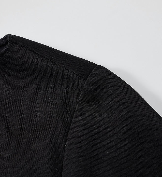 COMME MOI commuter slim fit cut-out black T-shirt - EDAN.