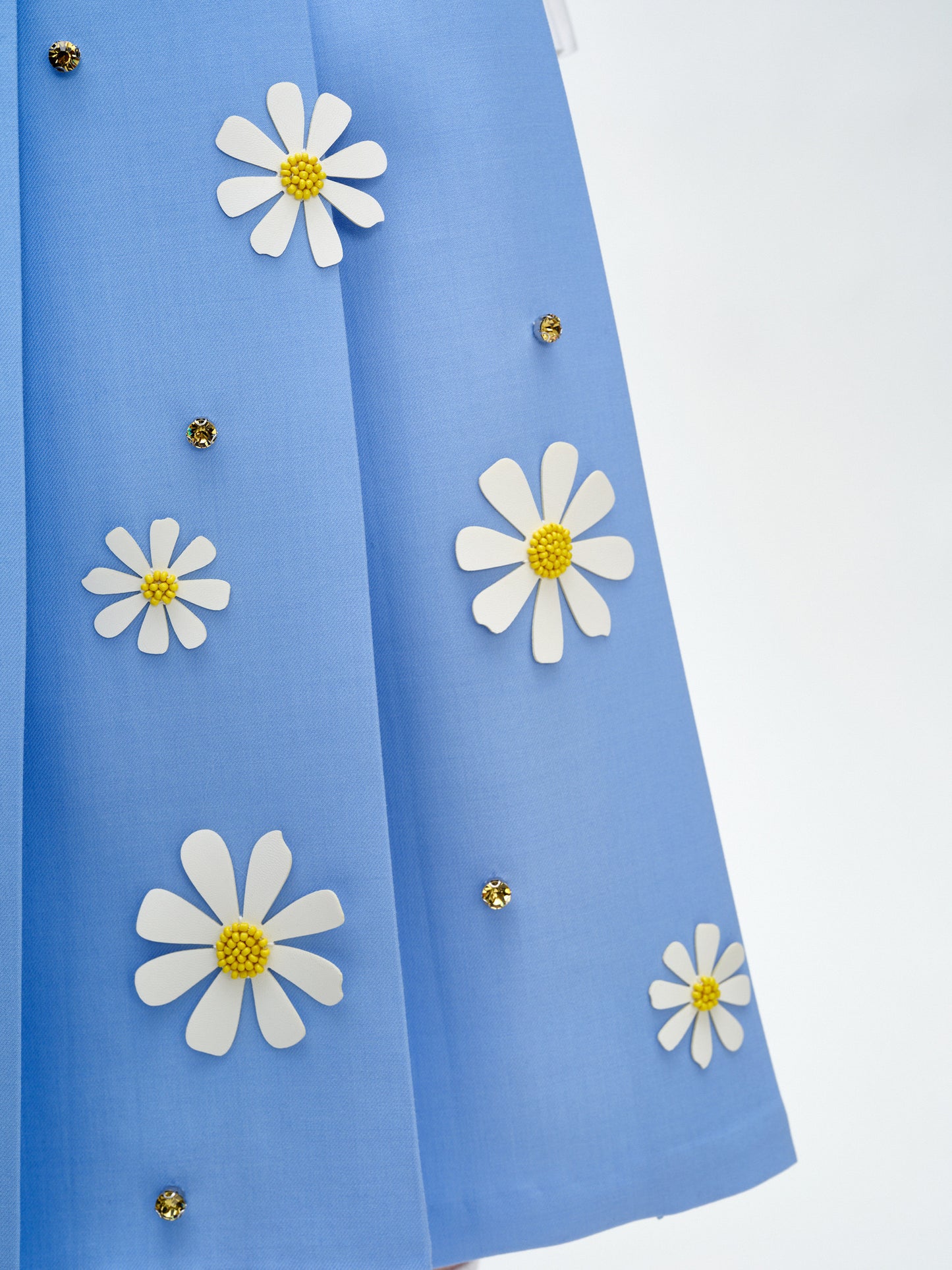 SERRER Small daisy flower hand-studded beaded light blue pleated skirt - AISHA.