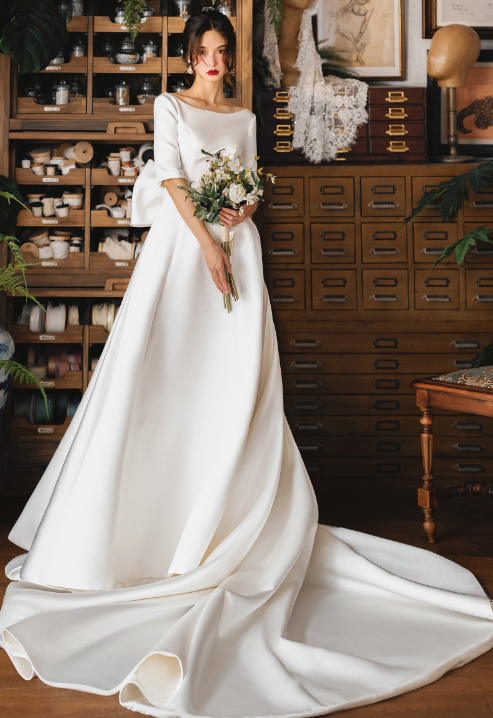 Early Spring 2023 original New soft satin one-shoulder wedding dress bride- Thousand Birds M/175 / As Shown Early Spring 2023 original New soft satin one-shoulder wedding dress bride- Thousand Birds M/175 / As Shown