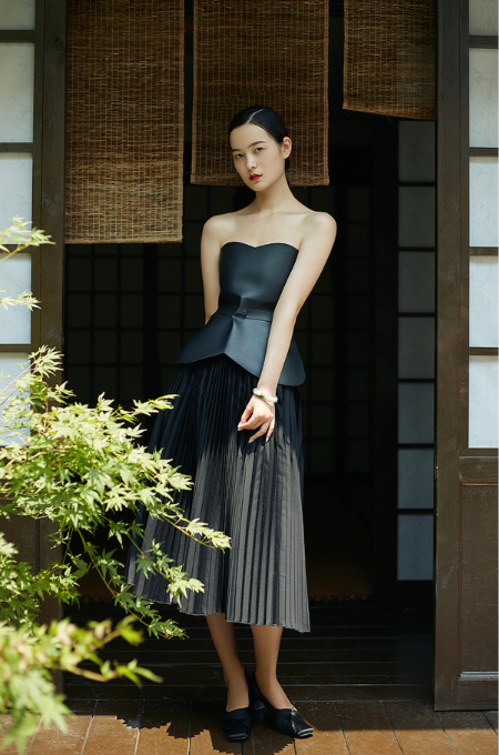 Cowhide three-dimensional single vest pleated skirt suit set- Phia