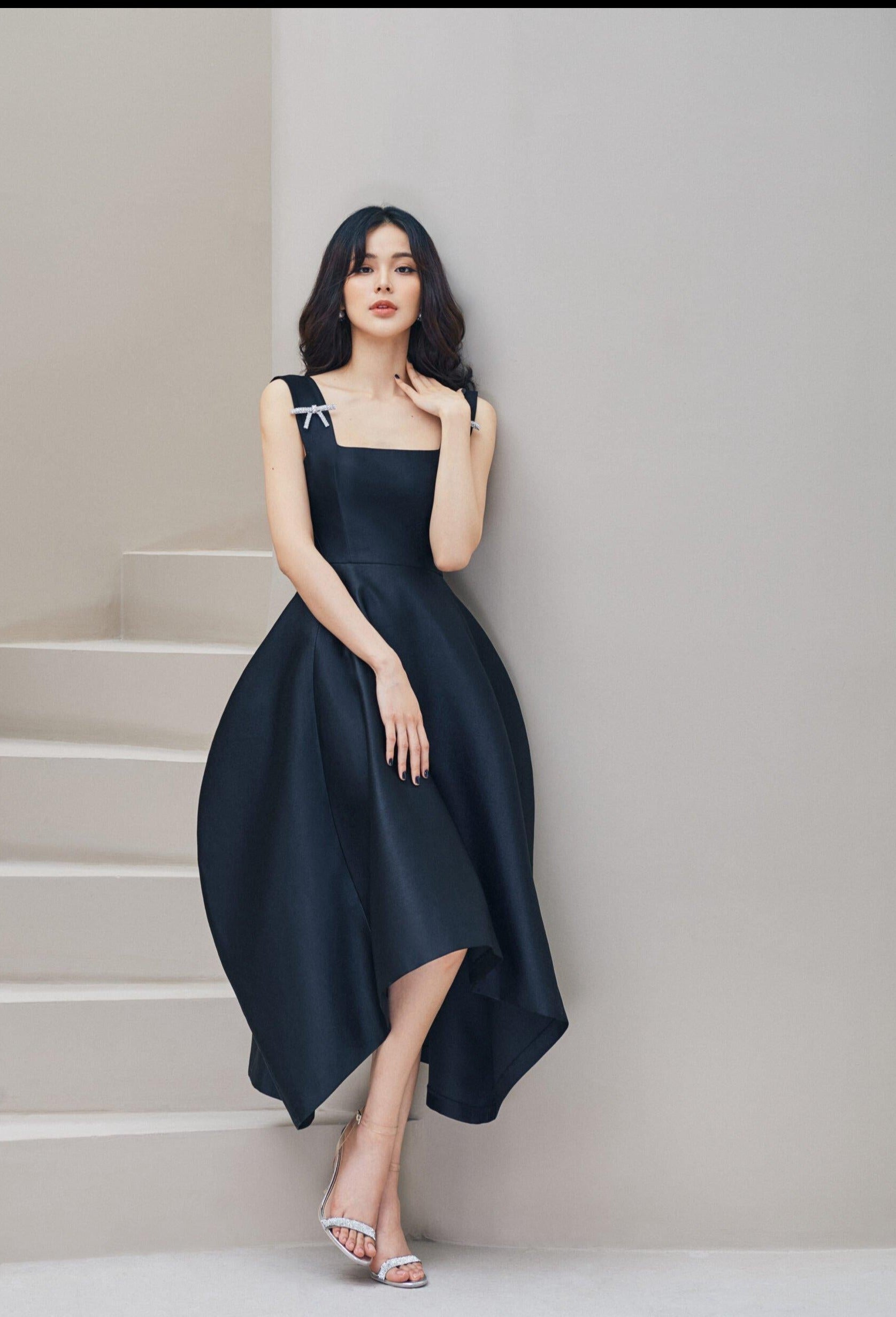 Black Midi Dress-Luna M / Black Black Midi Dress-Luna M / Black