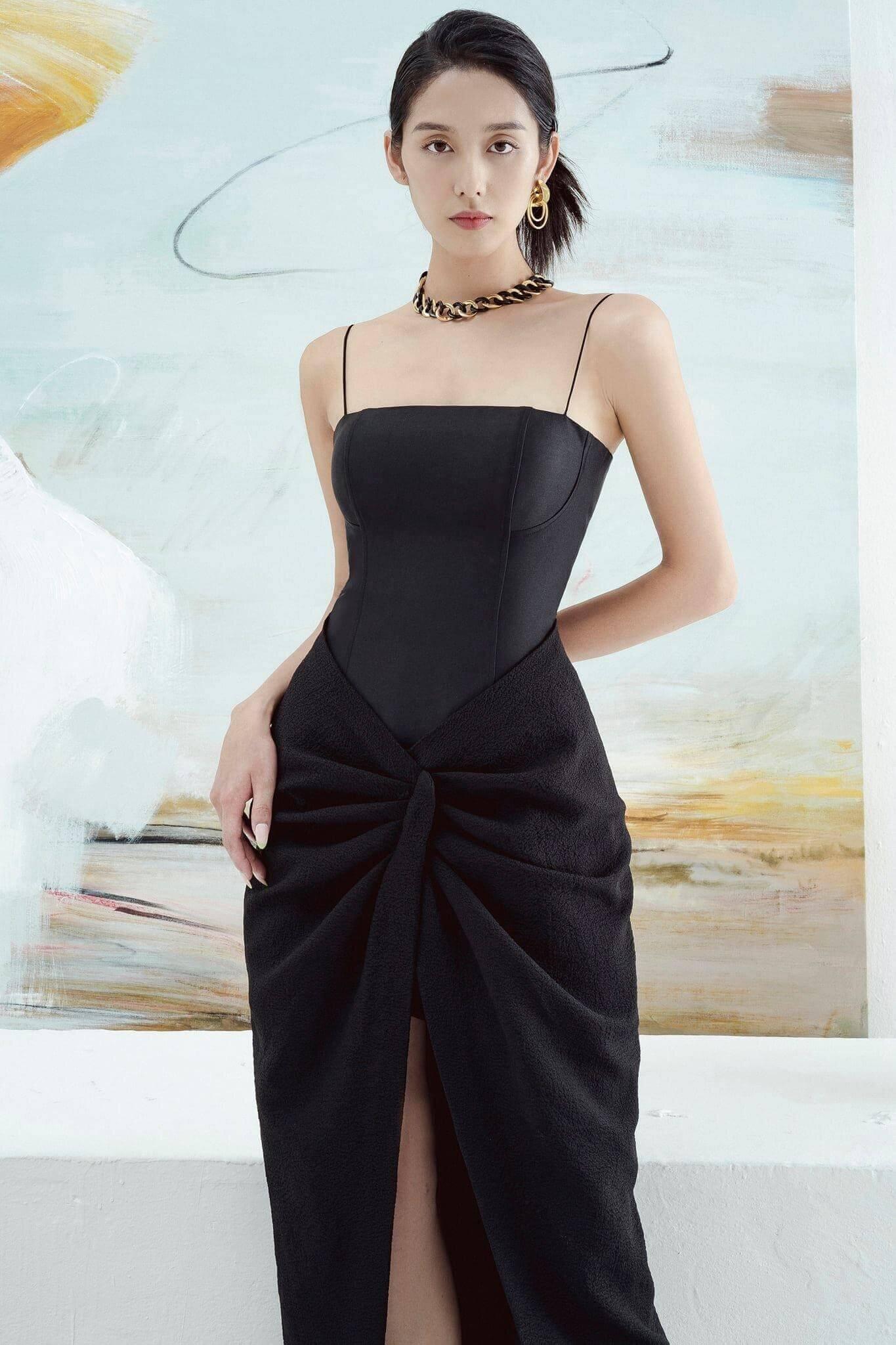 Black Spaghettig fauz wwrap bustier lbd black cocktail dress - Blanche