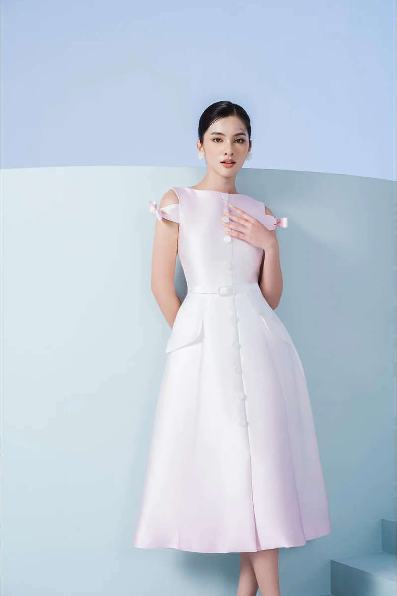 Early Spring 2023  new solid color strapless bow waist skirt dress- Fiola
