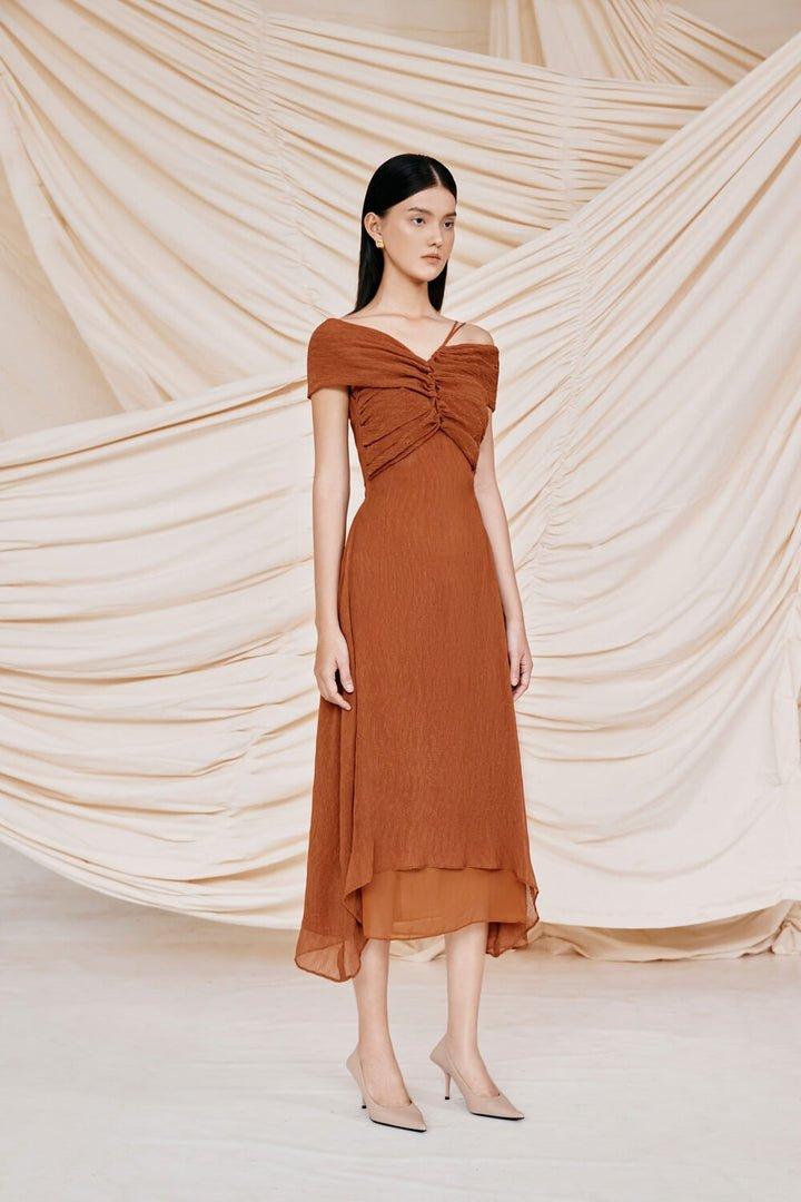 Brown asymmetric shoulder midi dress-ZIV XL / Brown Brown asymmetric shoulder midi dress-ZIV XL / Brown