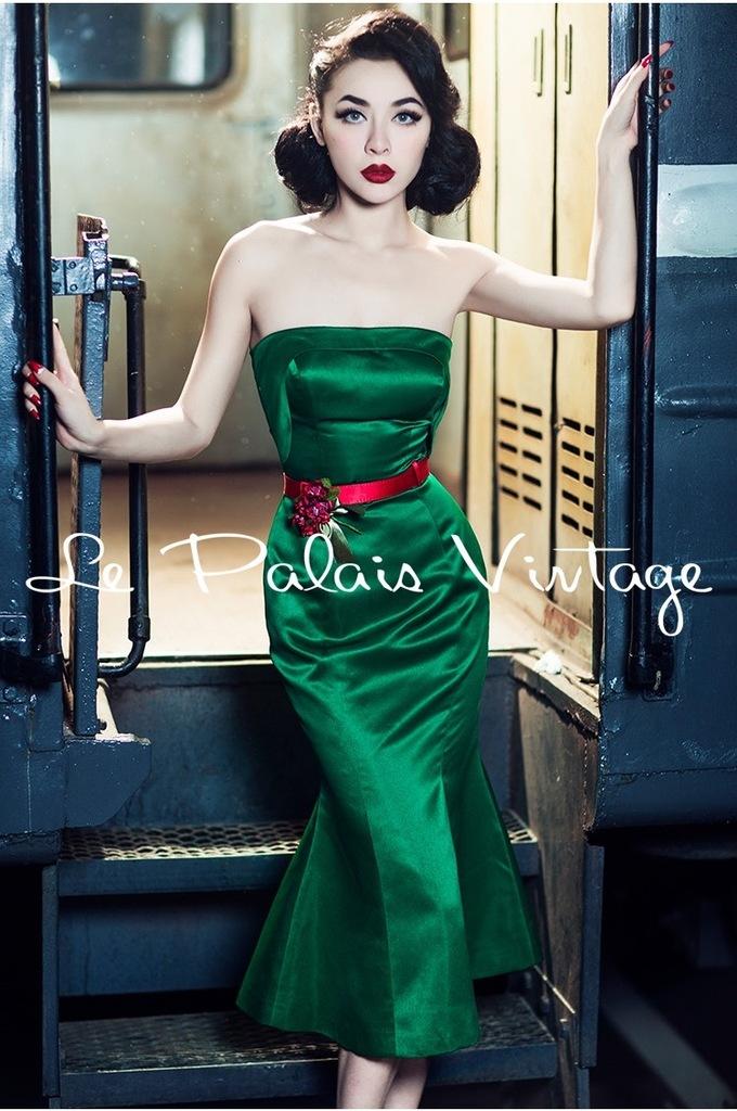 Le Palais vintage retro strapless emerald trumpet mermaid dress- Aeli M Le Palais vintage retro strapless emerald trumpet mermaid dress- Aeli M