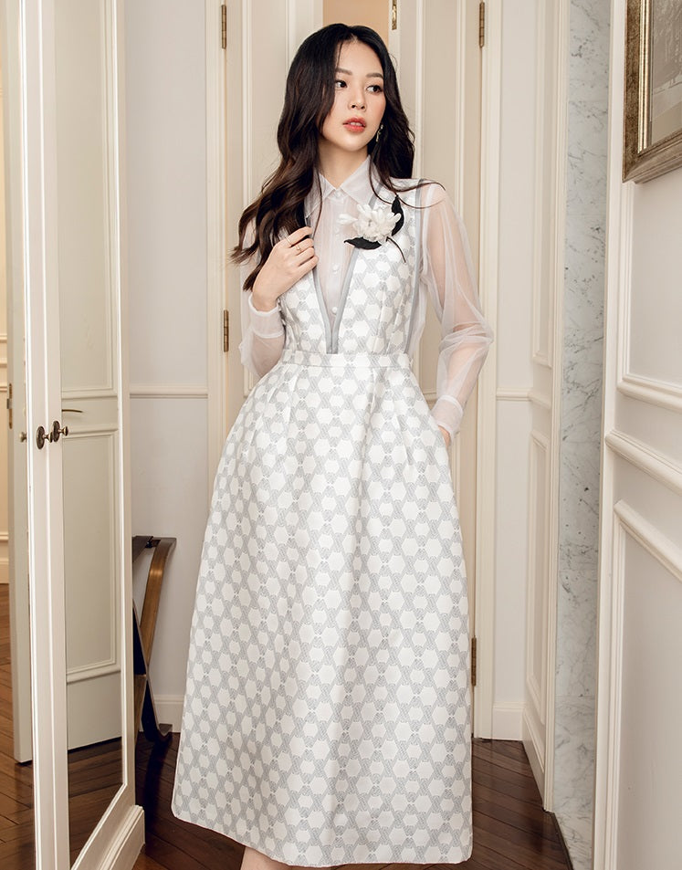 Midi Dress Is Made of Taffeta Fabric, with A Fitted Waist and Puffy Skirt Dress- Debora M Midi Dress Is Made of Taffeta Fabric, with A Fitted Waist and Puffy Skirt Dress- Debora M