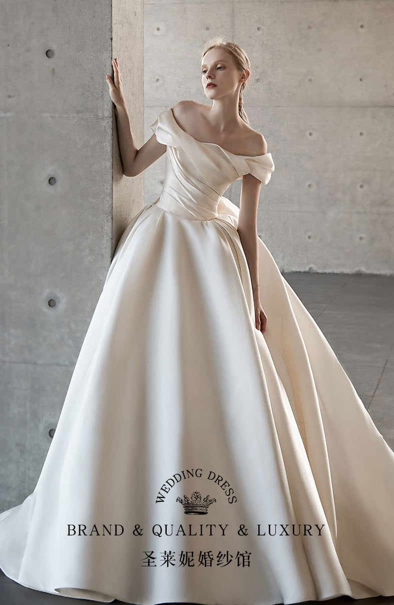 Satin dress new bride French one-shoulder palace style- Ocean