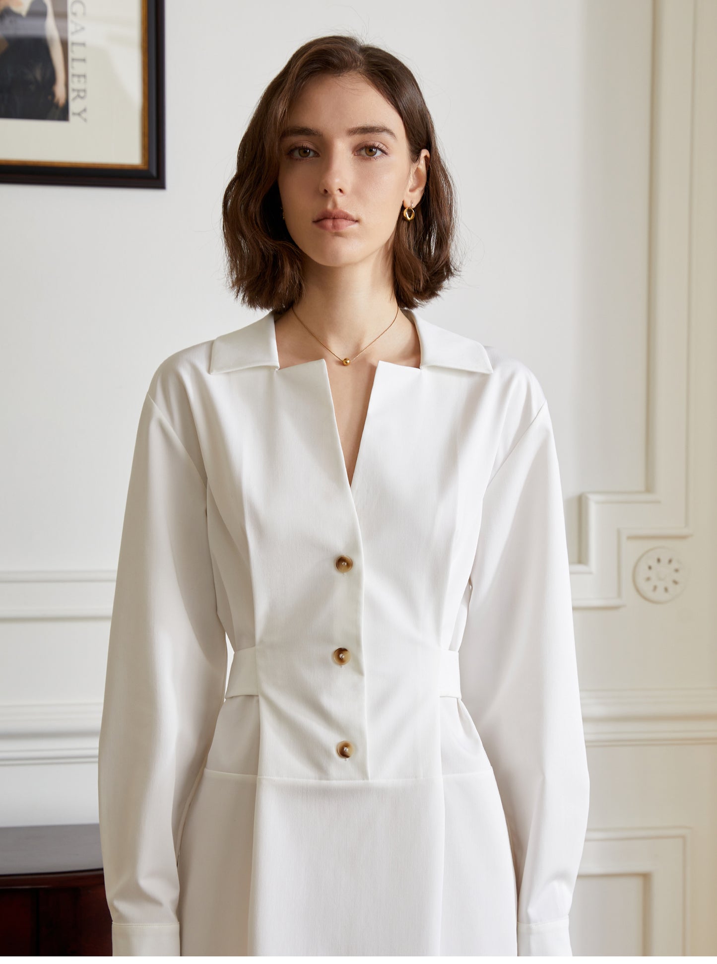 V-neck neckline, long sleeves and waist-tie dress- Anita