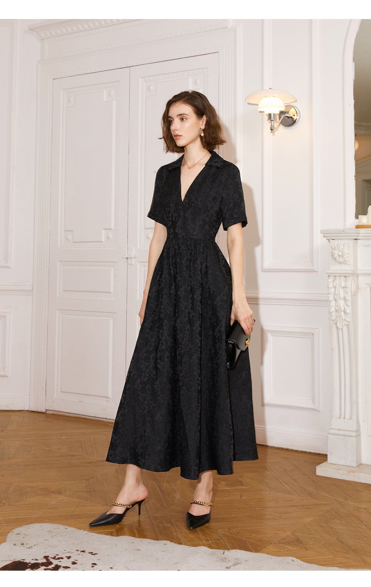 Jacquard V-neck Design and a high-waist long skirt short-sleeved dress- Luz L / Apricot Jacquard V-neck Design and a high-waist long skirt short-sleeved dress- Luz L / Apricot