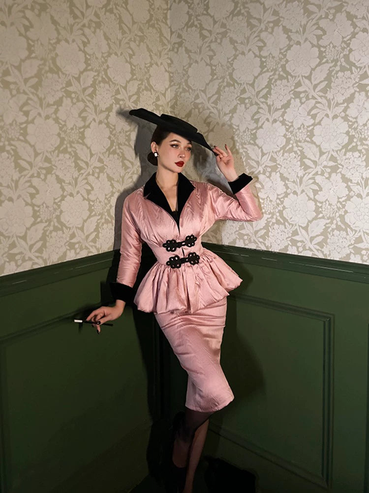 Le Palais Vintage Elegant Pink Brocade High-Waist Hip Pencil Skirt-Selene Le Palais Vintage Elegant Pink Brocade High-Waist Hip Pencil Skirt-Selene