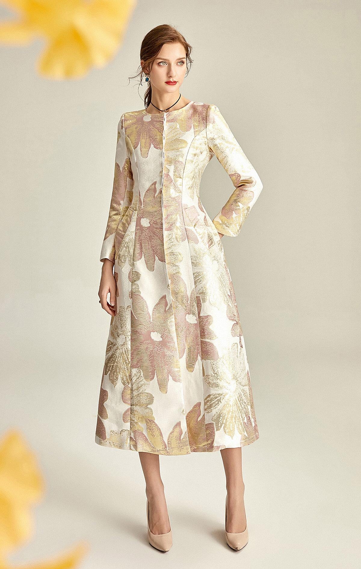 Limited Edition heavy floral print spring golden luxury embroidery jacquard retro trench coat Windbreaker jacket dress - Noble 2 M Limited Edition heavy floral print spring golden luxury embroidery jacquard retro trench coat Windbreaker jacket dress - Noble 2 M