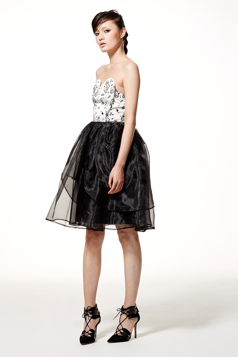Series Music black and white print strapless dress