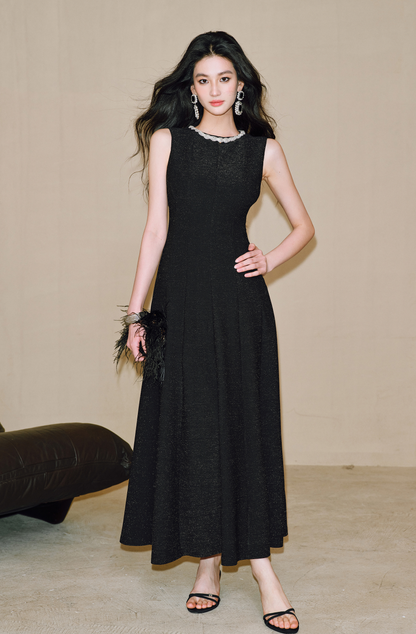WANGXO | Sequin Silk Knit Dress with Vertical-Cut Waist A-Line Hem  SÉLI.