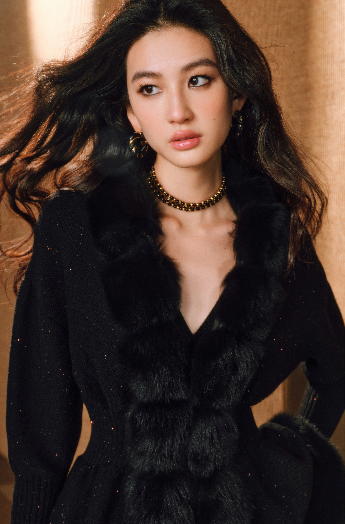 WANGXO | Luxury Wool Detachable Fox Fur Collar Waist Umbrella Hem Knitted Coat- VERA.