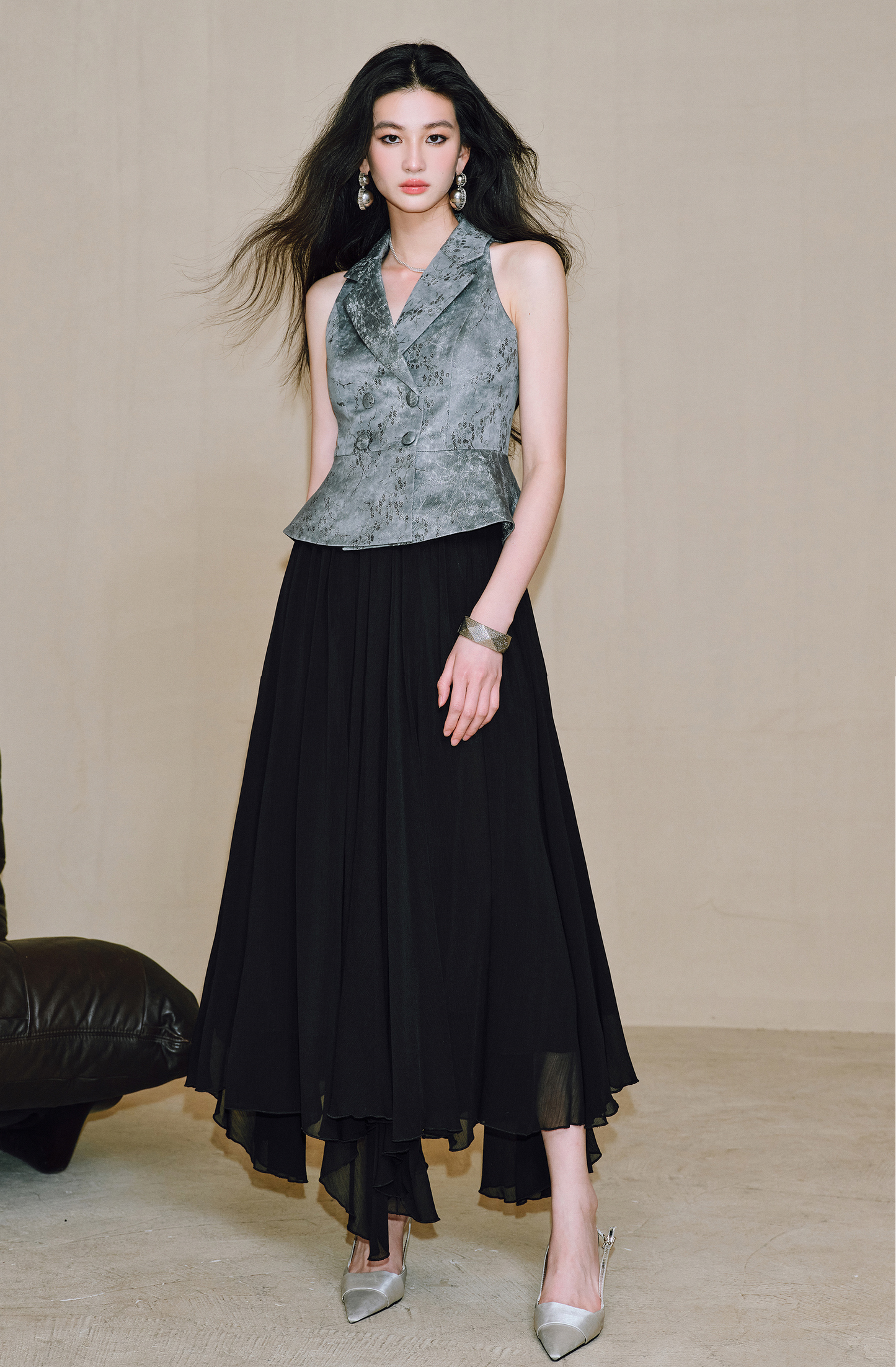 WANGXO Plum Steel Jacquard Suit-Collar Umbrella Waist Vest - VEXIS.