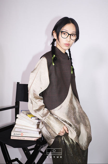 TUYUE wool coffee color dark check short vest - CHRISTINA.