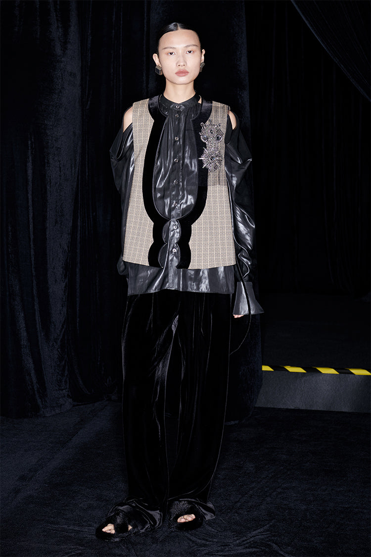 M essential Mackay designer multi-layered embroidered ethnic vest - jack.