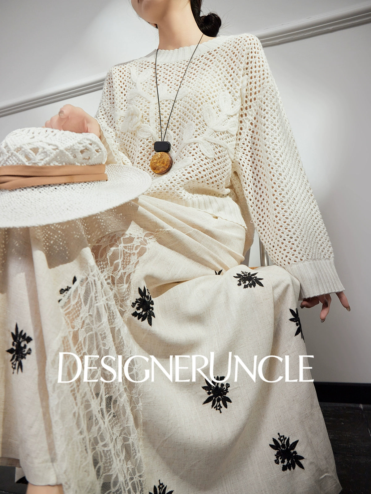 DGU|White sweater new loose design niche pullover light luxury hollow knitted top - BEHOLD.