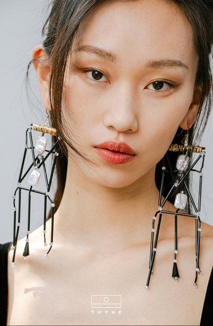 TUYUE sense swaying beaded handmade earrings - LEGEND.