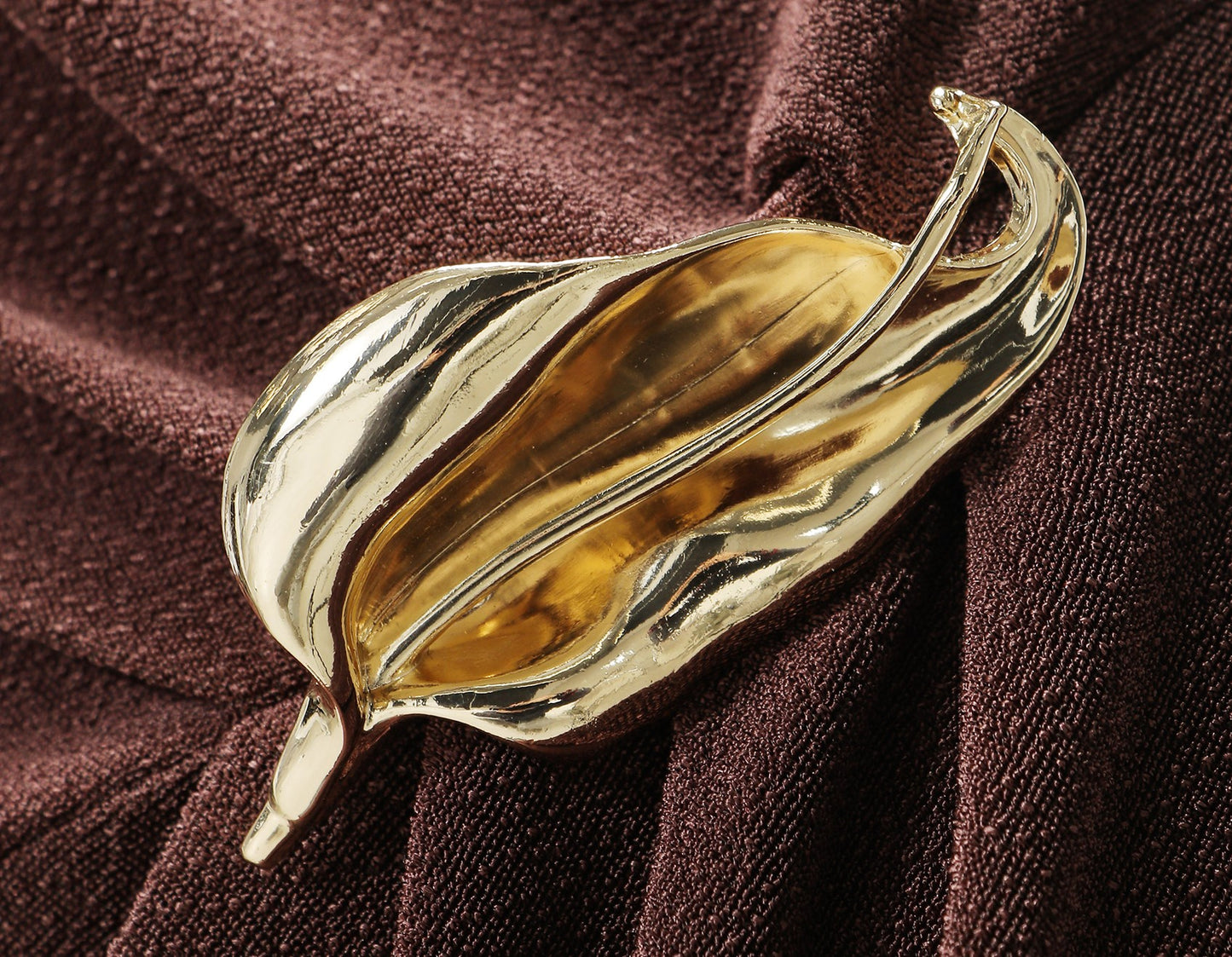 WANGXO | Acetate Knit Hand-Pinched Pleats Fishtail Dress -TYRA.