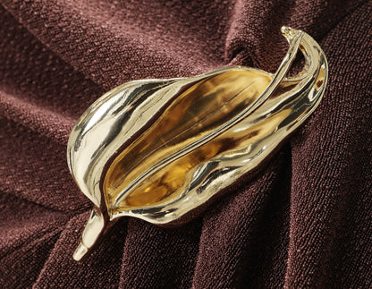 WANGXO | Acetate Knit Hand-Pinched Pleats Fishtail Dress -TYRA.