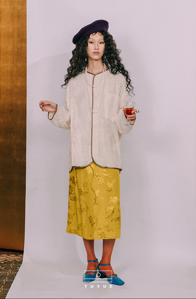 TUYUE off-white jacquard loose crew neck shirt- OLIVIA.