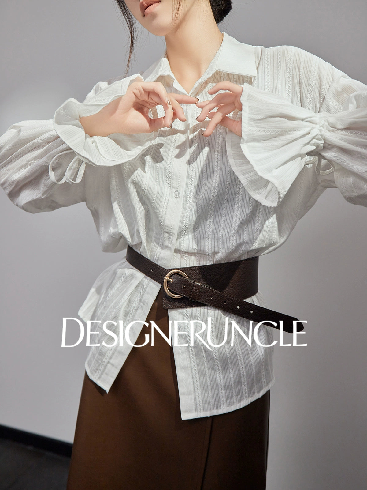 DGU "Hibiscus" white new design loose commuting versatile slimming top - ARCANE.