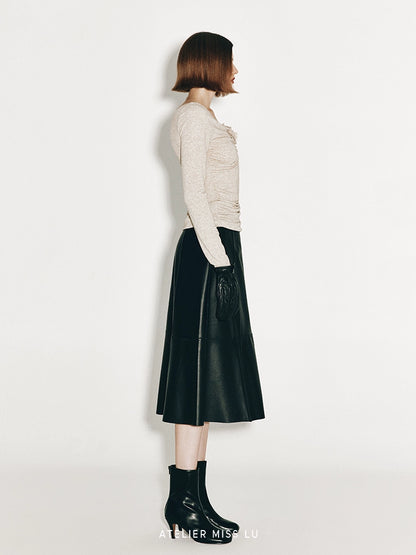ATELIER MISS LU Fall/Winter Orchid Shape Patch Ruched Stretch Top - MELODY.
