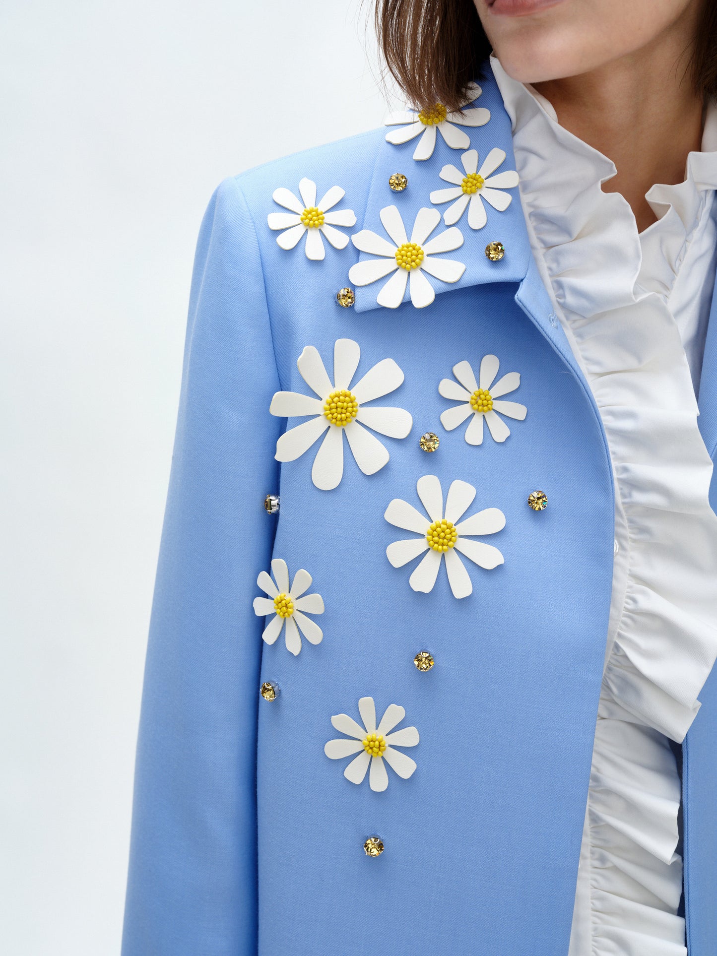 SERRER Little daisy flower hand-studded light blue blazer - KADISHA.