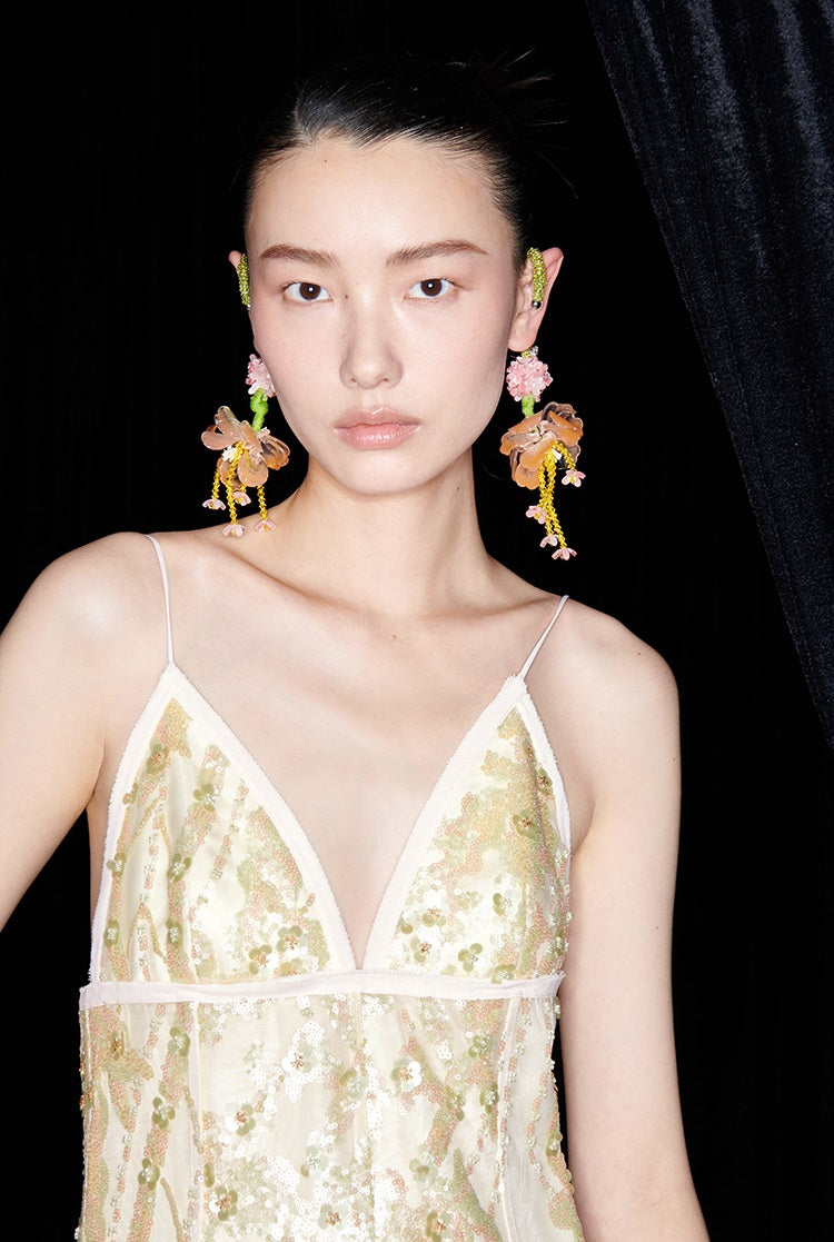 M essential Mackay designer Jinghui embroidered backless suspender dress- CAN.