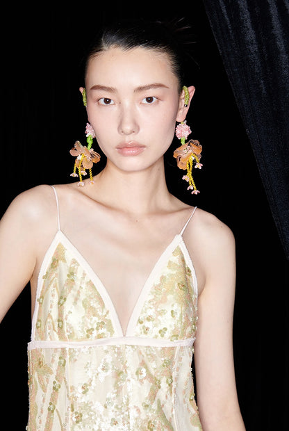 M essential Mackay designer Jinghui embroidered backless suspender dress- CAN.