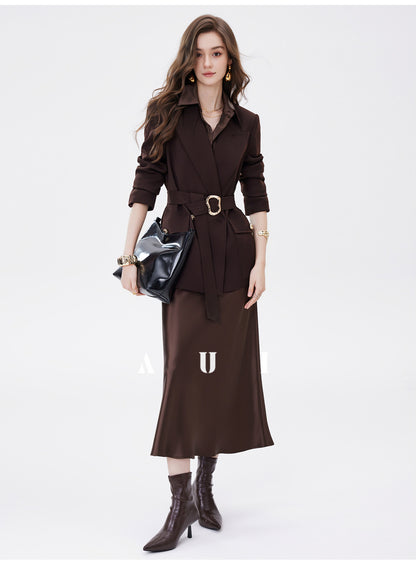 AUI Maillard coffee color high-end satin temperament high-waisted hip skirt - Gyeong.