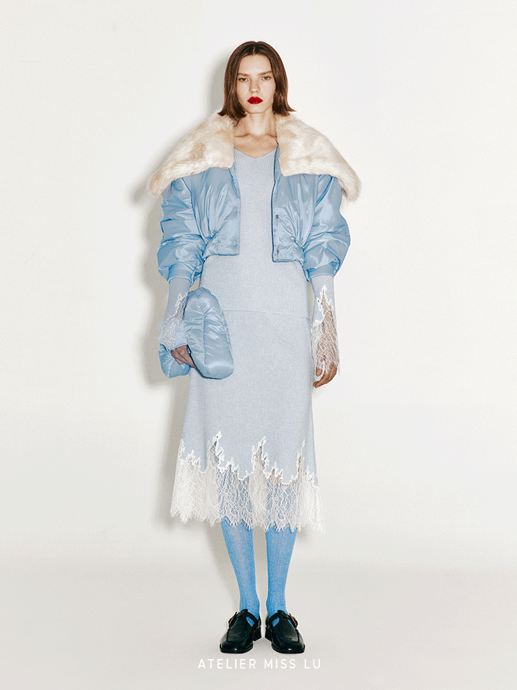 AtelierMissLu Fall/Winter 2024 Glacier Blue Trapezoidal Wristbag - CIDER