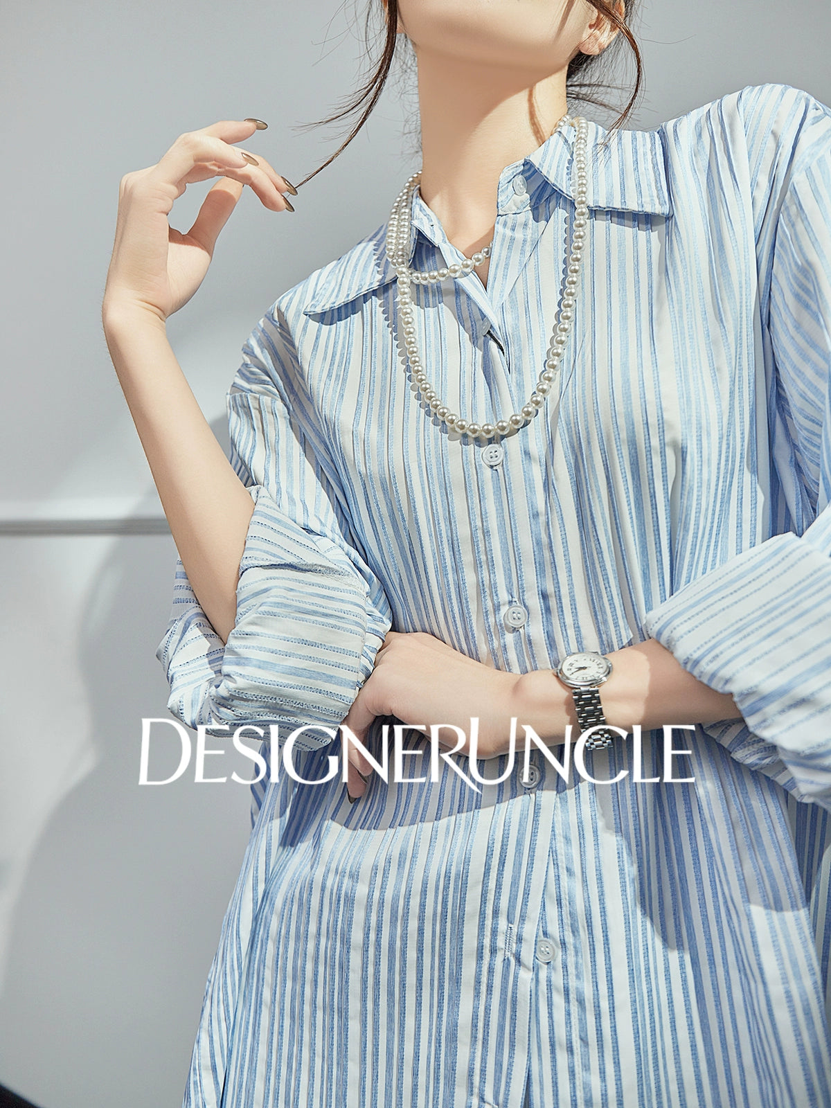 DGU| Blue Knitted Loose Vertical Light Luxury Commuter Fan Niche Design Top - George.