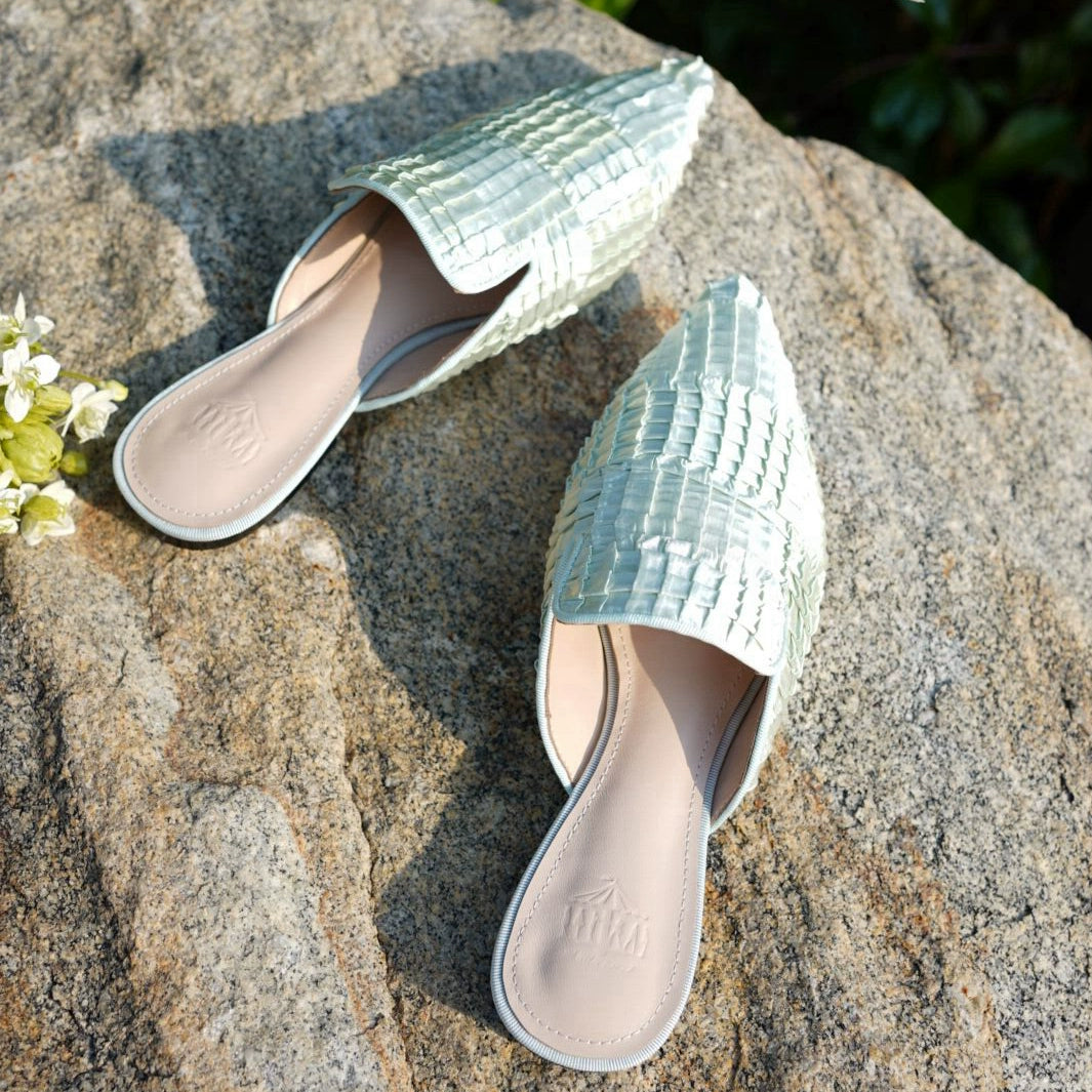B-FEI Woven fabric pointed toe flat mules- POMI.