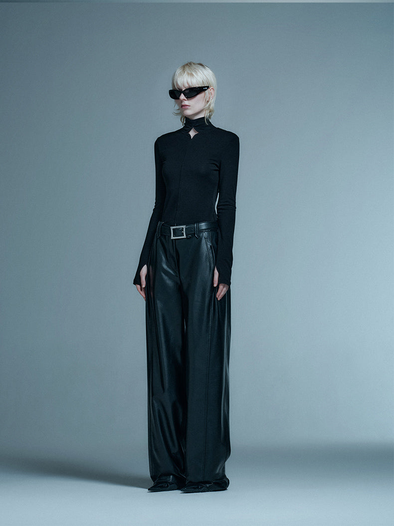 ANNAKIKI casual four-pointed star cut-out slim top-KAIYA