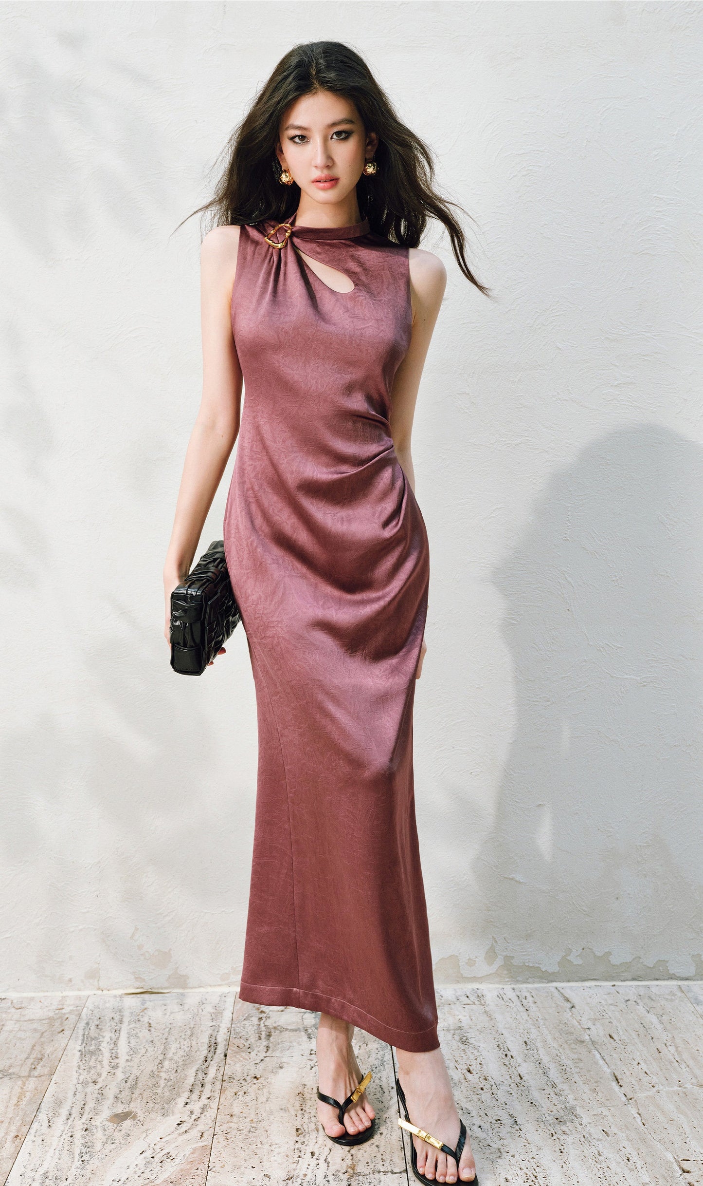 WANGXO |Water Drop Cutout, Custom Pin & Pinch-Pleated Sleeveless Dress- SENA