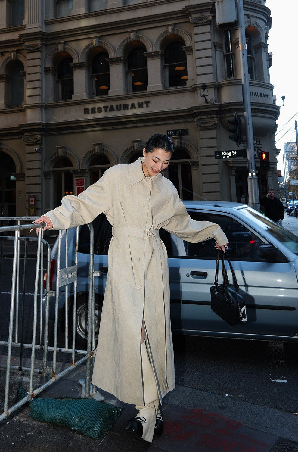 MEI SANGUAN lace-up long trench coat - ASTER