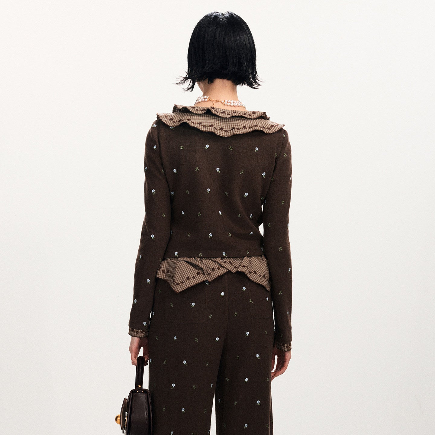 FAME Retro Style Three-Dimensional Embroidered Ruffle Leaf Plaid Collar Top - MIA.