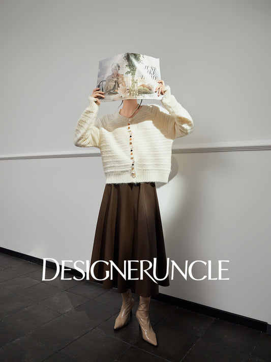 DGU "Warm Tone" White Sweater Autumn New High-end Design Lazy Versatile Trend Top - Louis.
